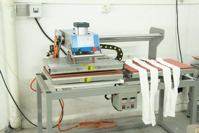 Top China socks manufacturers factory, complete list & guide 13 Chongde heat press machine